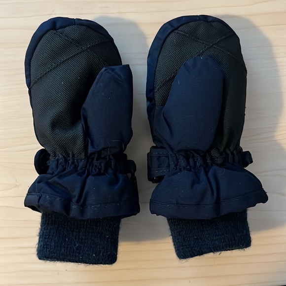 Wed’ze hat (Decathlon) and Place mittens for baby - Picture 6 of 8